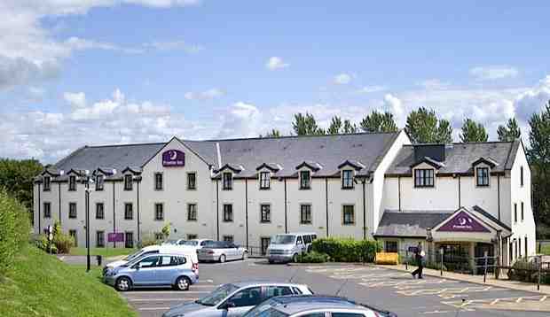 Premier Inn Glasgow (Milngavie) hotel - Travel Guide Scotland